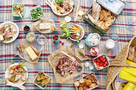 Top Tips For a Great Picnic: How to do it in a way that is different, healthy and more fun!