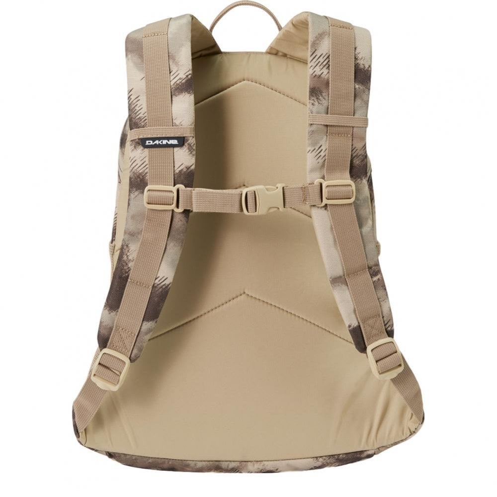 Dakine WNDR 18L Backpack - Ashcroft Camo
