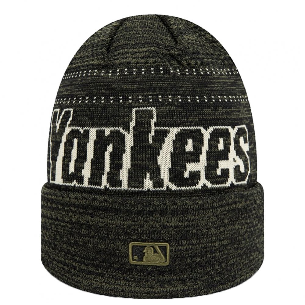 New Era NY Yankees Engineered Cuff Knit Beanie - Black / Olive