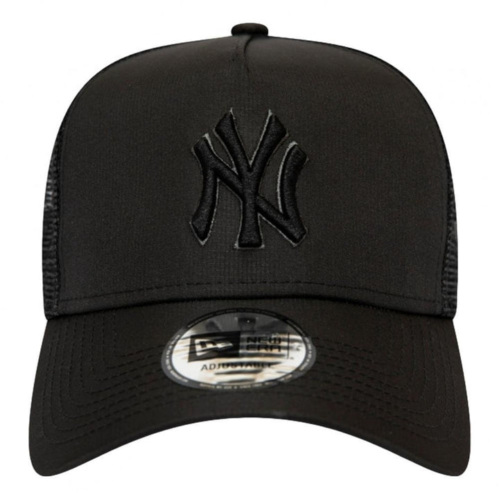 New Era New York Yankees Tonal A-Frame Trucker Cap - Black