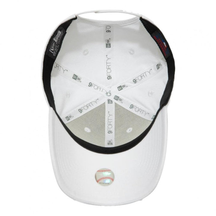 New Era Boston Red Sox Reflective Performance Stretch 9Forty Cap - White