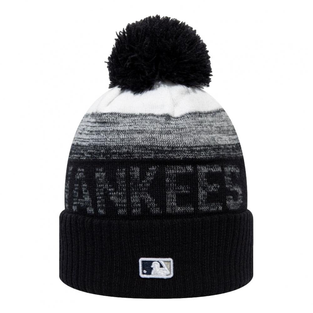 New Era NY Yankees Sport Knit Beanie - Black / White