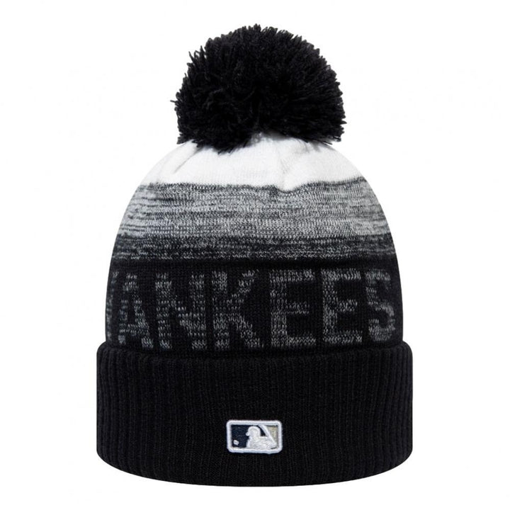 New Era NY Yankees Sport Knit Beanie - Black / White