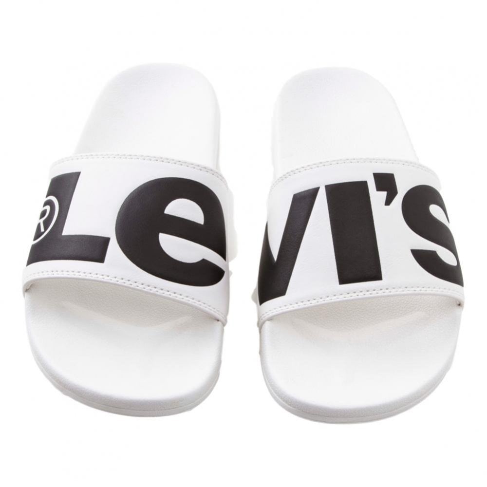 Levi&