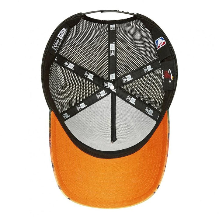 New Era Miami Heat Summer City Trucker Cap - Black