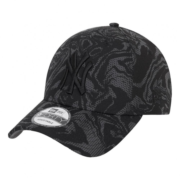 New Era NY Yankees Seasonal Camo Cap - Black