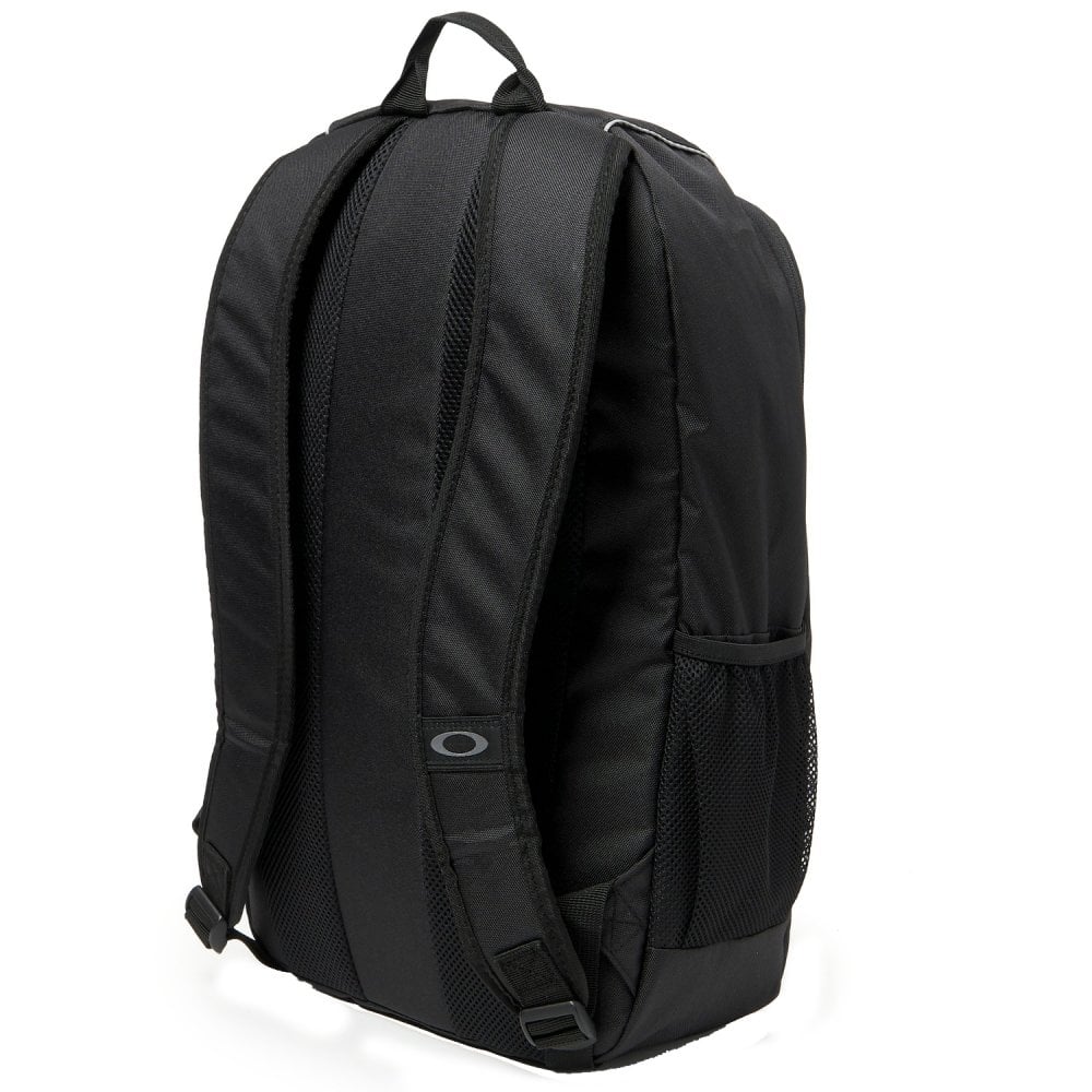 Oakley Enduro 25L 2.0 Backpack - Blackout