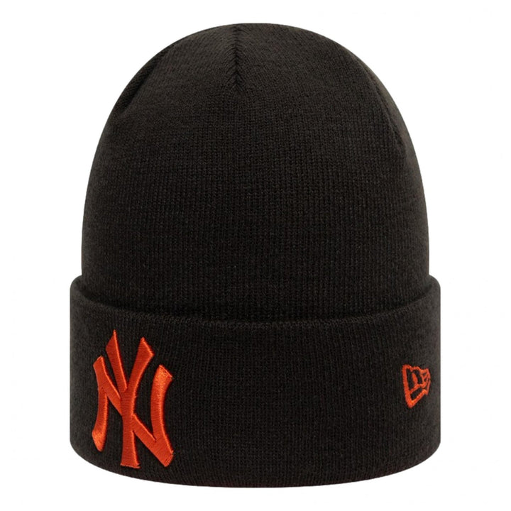 New Era New York Yankees League Essential Cuff Beanie