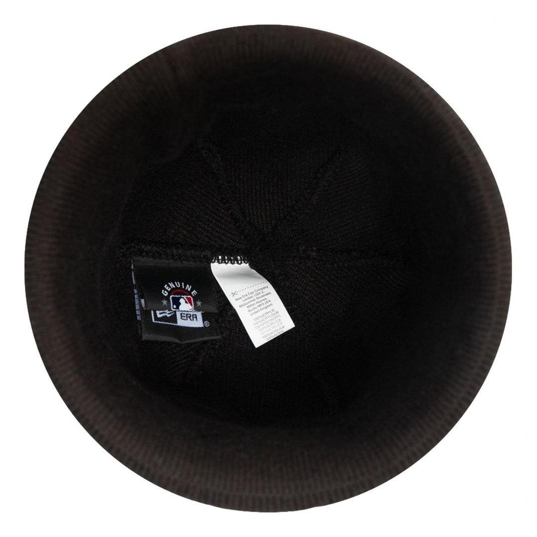 New Era New York Yankees League Essential Cuff Beanie