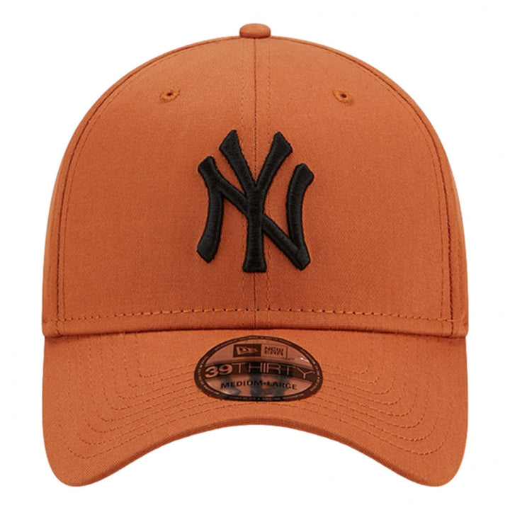 New Era NY Yankees League Essential 39Thirty Fitted Cap