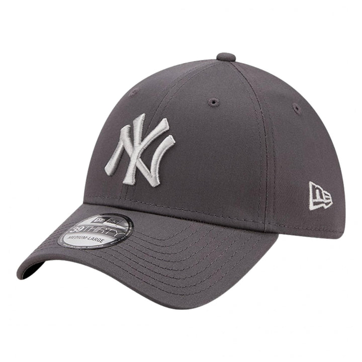 New Era NY Yankees League Essential 39Thirty Fitted Cap