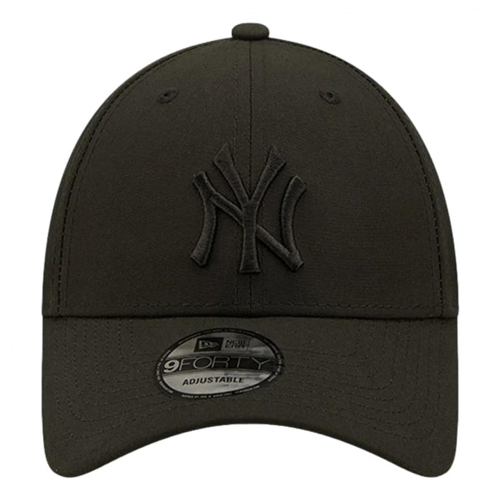 New Era NY Yankees Base 9Forty Snapback Cap