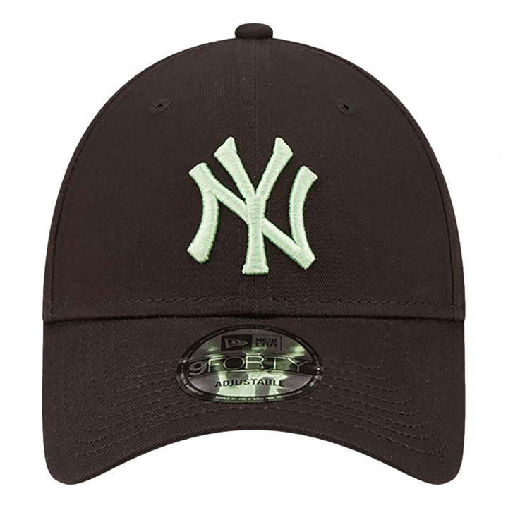 New Era New York Yankees League Essential 9Forty Cap