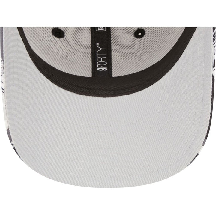 New Era NY Yankees Painted 9 Forty Cap