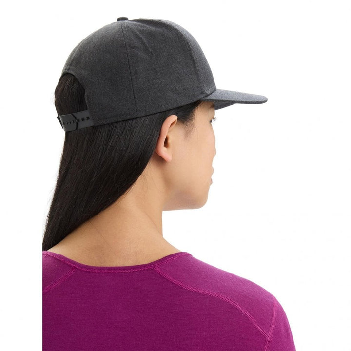 Icebreaker Merino Blend Patch Cap