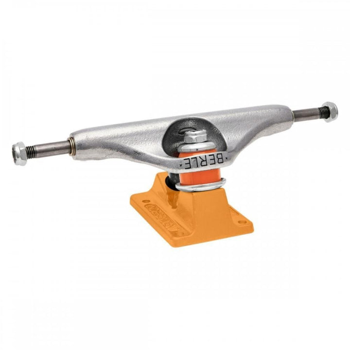 Independent Pro Elijah Berle Skull Stage 11 Trucks