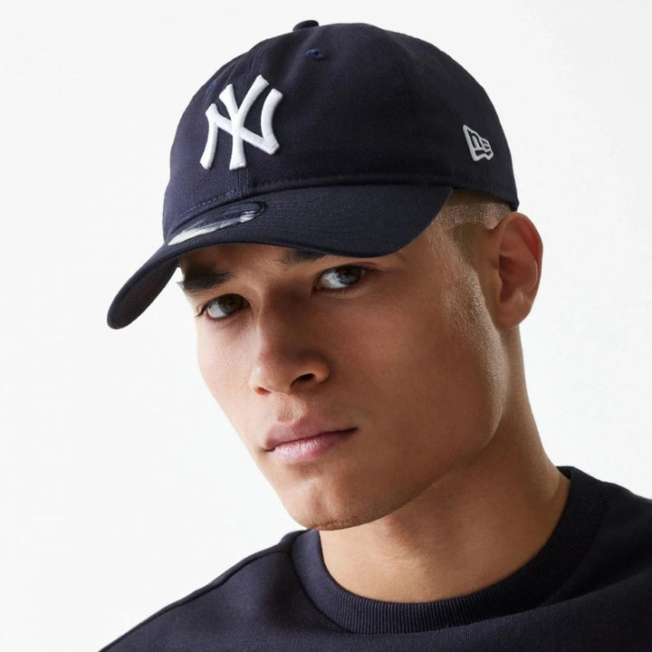 New Era NY Yankees League Essential 9 Twenty Cap