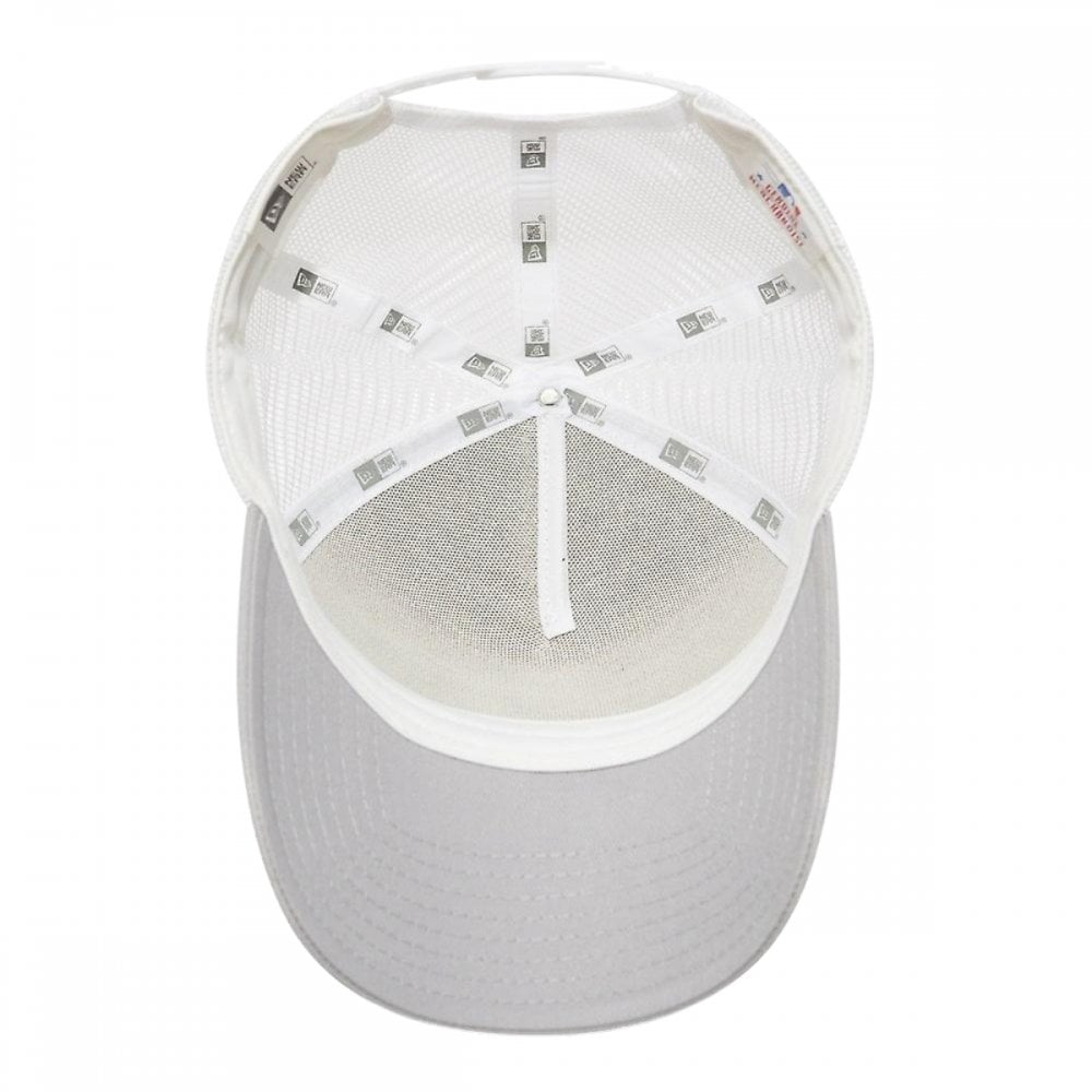 New Era NY Yankees League Essential 9 Forty E-Frame Trucker Cap