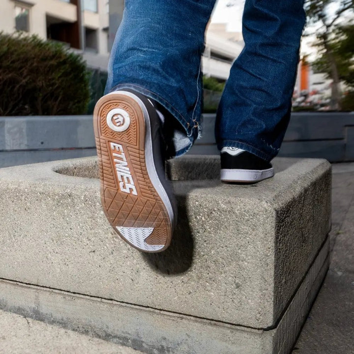 Etnies Scam Shoes