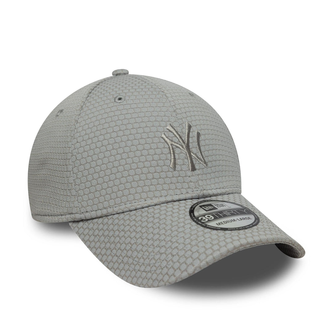 New Era New York Yankees MLB Mesh Grey 39THIRTY Stretch Fit Cap